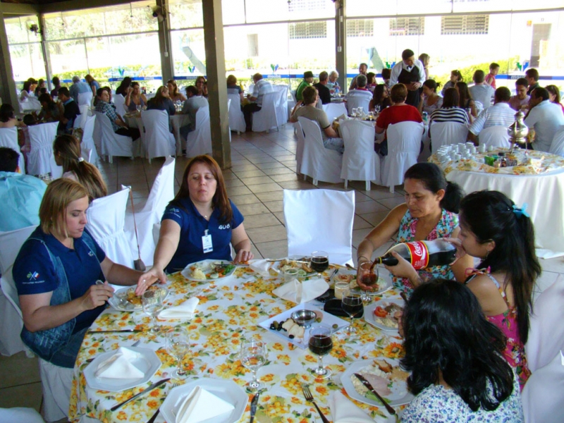 Almoço tropical